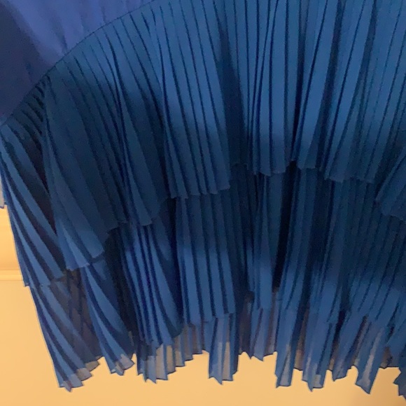 Zara Ruffled Dress - Picture 5 of 9